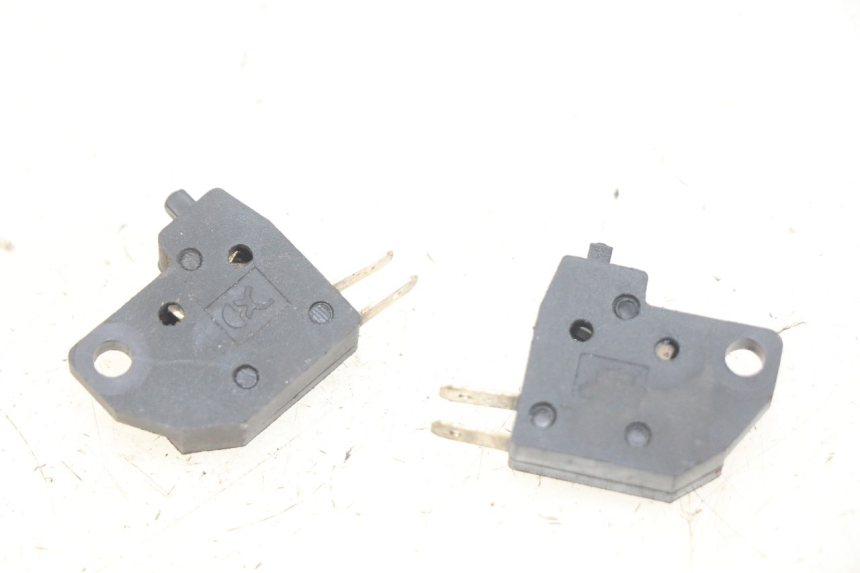 photo de STOPLICHTSCHAKELAAR KYMCO X-TOWN XTOWN 125 (2016 - 2021) - Hoofdaanzicht