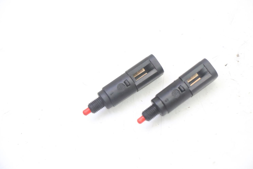 photo de STOPLICHTSCHAKELAAR PIAGGIO X9 EVOLUTION 125 (2003 - 2007) - Hoofdaanzicht