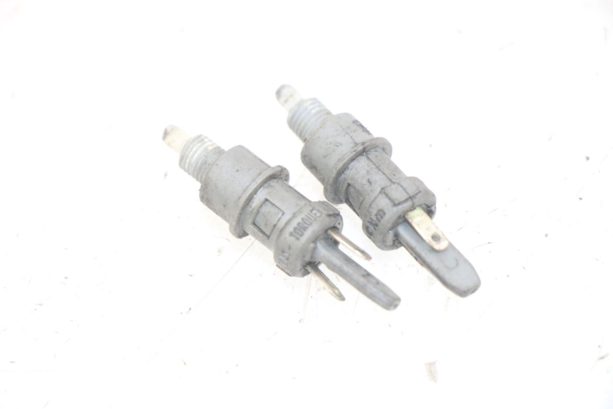 photo de STOPLICHTSCHAKELAAR PIAGGIO X9 125 (2000 - 2003) - Detail van het onderdeel
