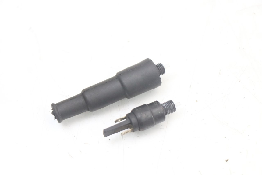 photo de STOPLICHTSCHAKELAAR PIAGGIO XEVO - X EVO 125 (2007 - 2017) - Detail van het onderdeel