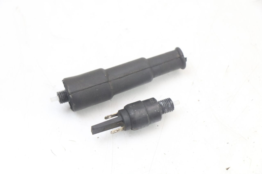 photo de STOPLICHTSCHAKELAAR PIAGGIO XEVO - X EVO 125 (2007 - 2017) - Zoom op gebruiksstaat