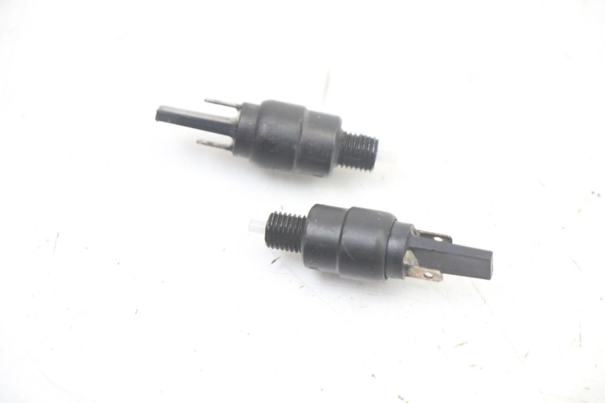 photo de STOPLICHTSCHAKELAAR PIAGGIO XEVO - X EVO 125 (2007 - 2017) - Zoom op gebruiksstaat