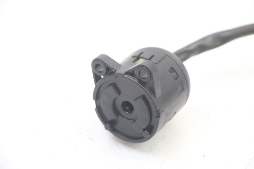 photo de CONTACTSLOT APRILIA ATLANTIC 125 (2003 - 2009) - Zoom op gebruiksstaat