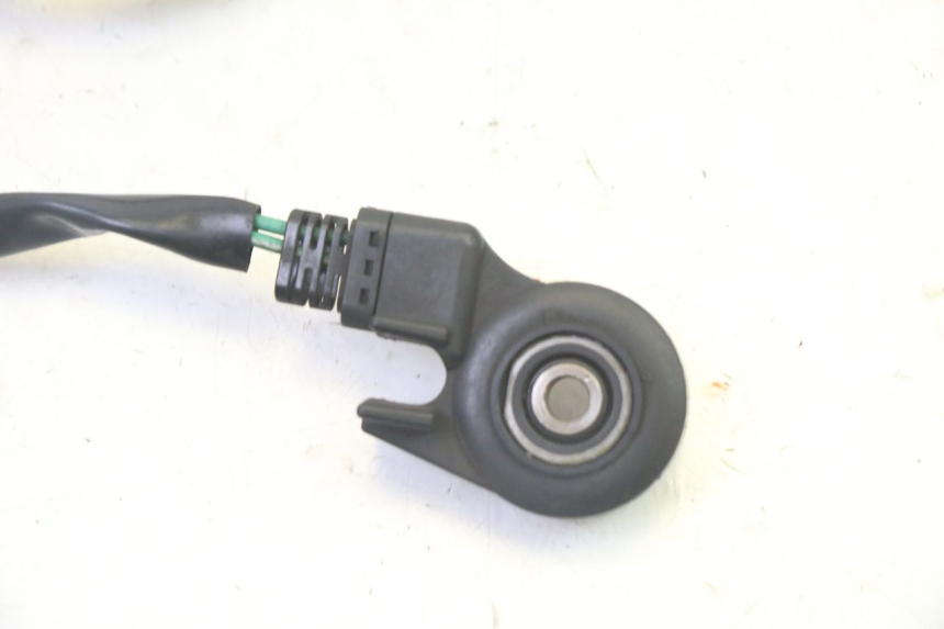 photo de STAND CONTACTSCHAKELAAR HONDA FES S-WING SWING ABS 125 (2007 - 2015) - Detail van het onderdeel
