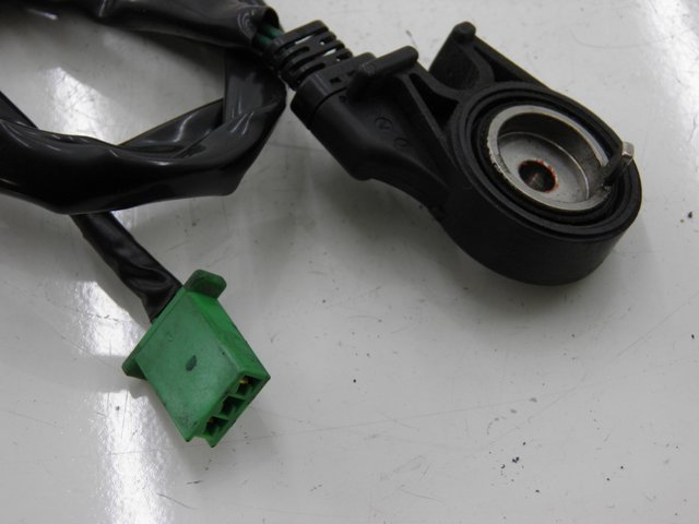 photo de CONTACTSCHAKELAAR STEUN HONDA FES S-WING SWING 125 (2007 - 2015) - Detail van het onderdeel