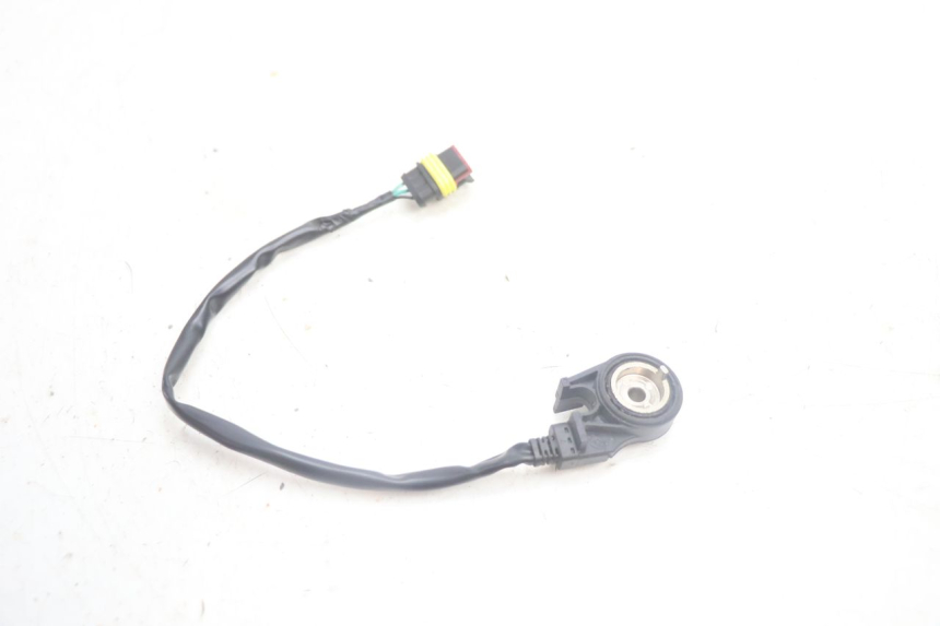 photo de STANDAARD CONTACTSCHAKELAAR JM MOTORS R-MAX TECH 50 (2024 - 2026) - Andere kijkhoek