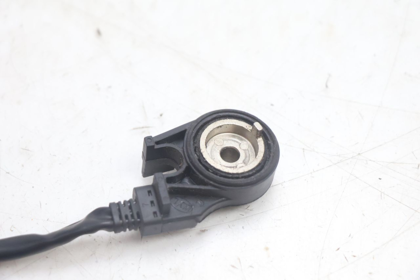 photo de STANDAARD CONTACTSCHAKELAAR JM MOTORS R-MAX TECH 50 (2024 - 2026) - Technische close-up