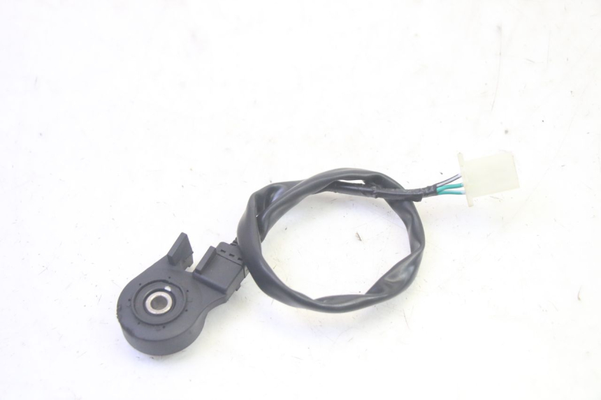 photo de CONTACTSLOT STEUN JM MOTORS SANTANA EVO 50 (2024 - 2026) - Zoom op gebruiksstaat