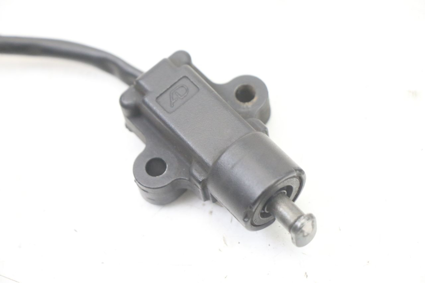 photo de CONTACTSLOT STEUN YAMAHA XJ6 600 (2008 - 2016) - Detail van het onderdeel