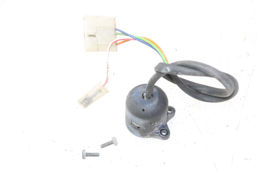 photo de CONTACTSLOT APRILIA ETX 125 (1998 - 2002) - Andere kijkhoek