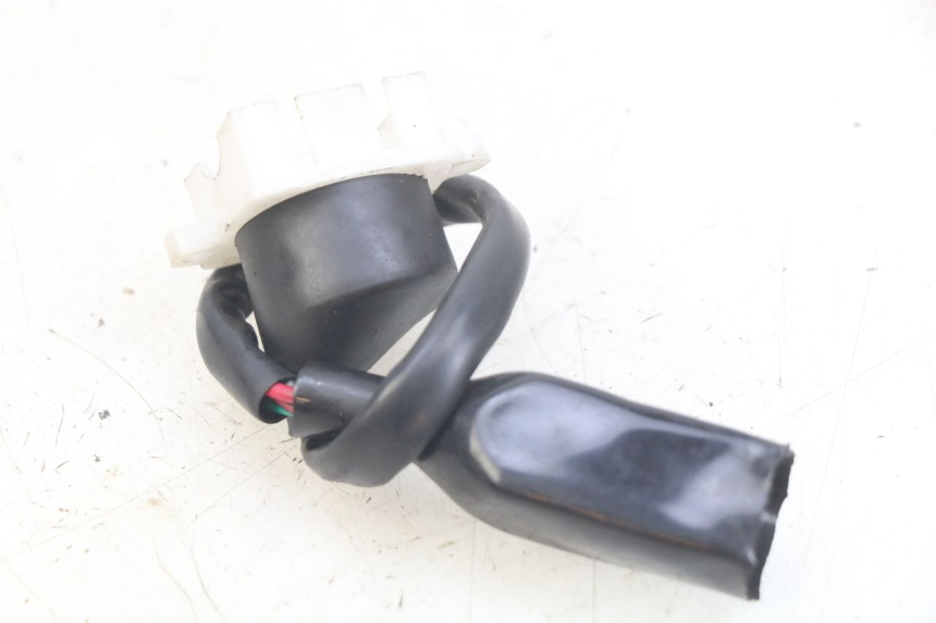 photo de CONTACTSLOT PEUGEOT KISBEE 4T 50 (2018 - 2022) - Zoom op gebruiksstaat