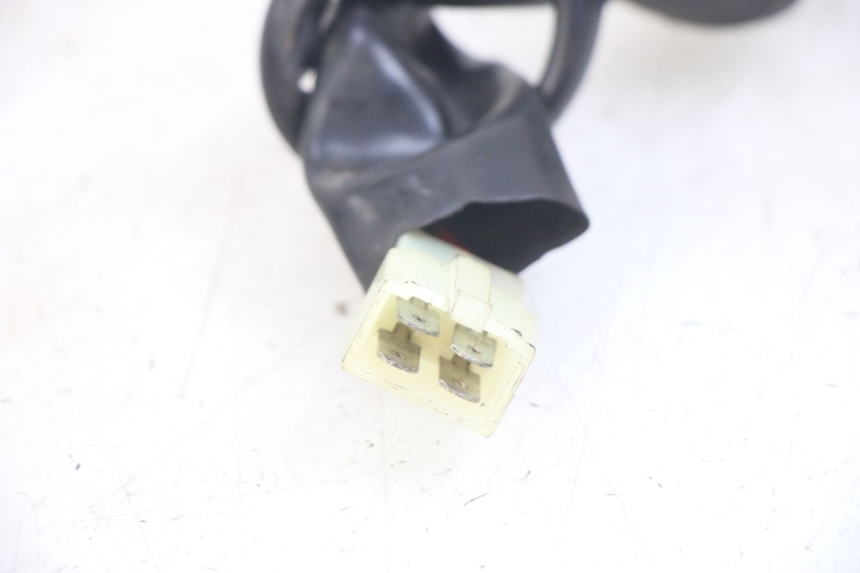 photo de CONTACTSLOT PEUGEOT KISBEE 4T 50 (2010 - 2017) - Zoom op gebruiksstaat