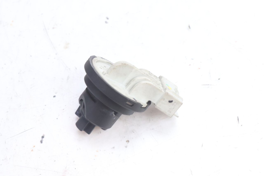 photo de CONTACTSLOT PIAGGIO LIBERTY IGET 4T 50 (2021 - 2025) - Hoofdaanzicht