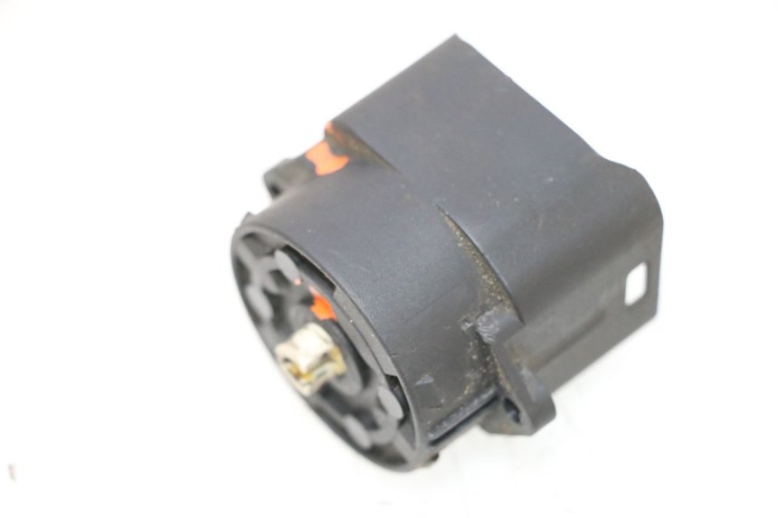 photo de CONTACTSLOT PIAGGIO MP3 RL 250 (2006 - 2010) - Hoofdaanzicht