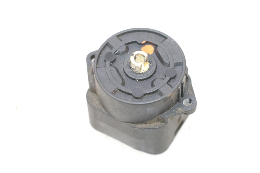 photo de CONTACTSLOT PIAGGIO MP3 RL 250 (2006 - 2010) - Andere kijkhoek