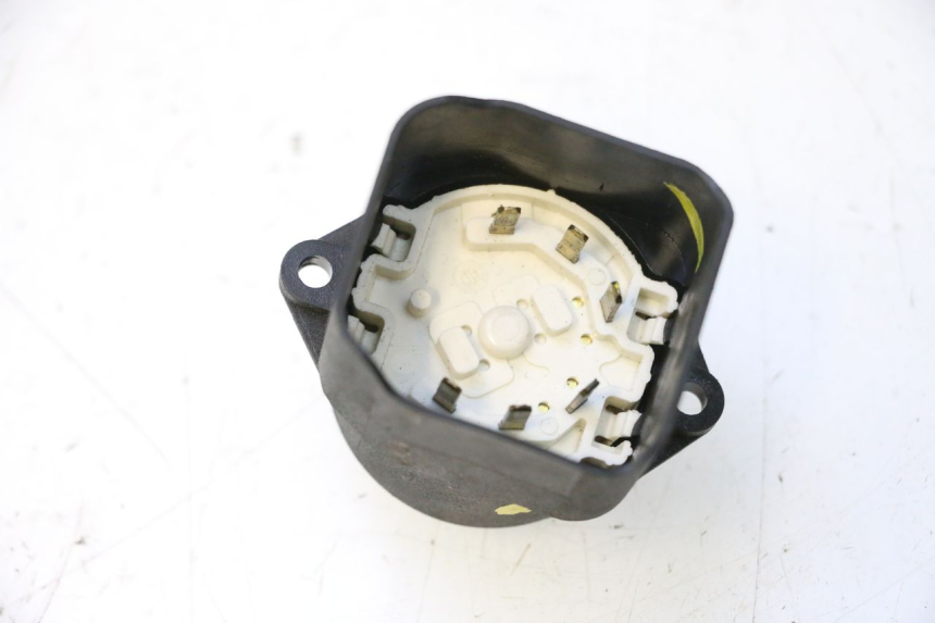 photo de CONTACTSLOT PIAGGIO MP3 500 (2011 - 2015) - Zoom op gebruiksstaat