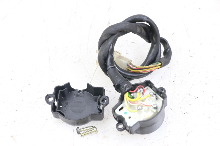 photo de CONTACTSLOT MOTO GUZZI NORGE 8V GT 1200 (2011 - 2016) - Detail van het onderdeel