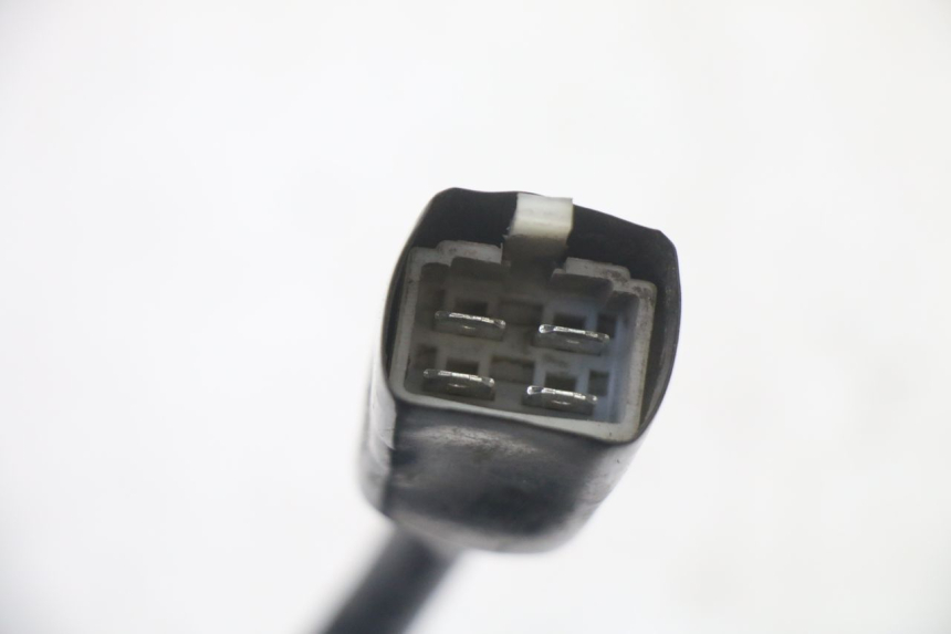 photo de CONTACTSLOT PEUGEOT KISBEE 4T 50 (2018 - 2022) - Zoom op gebruiksstaat