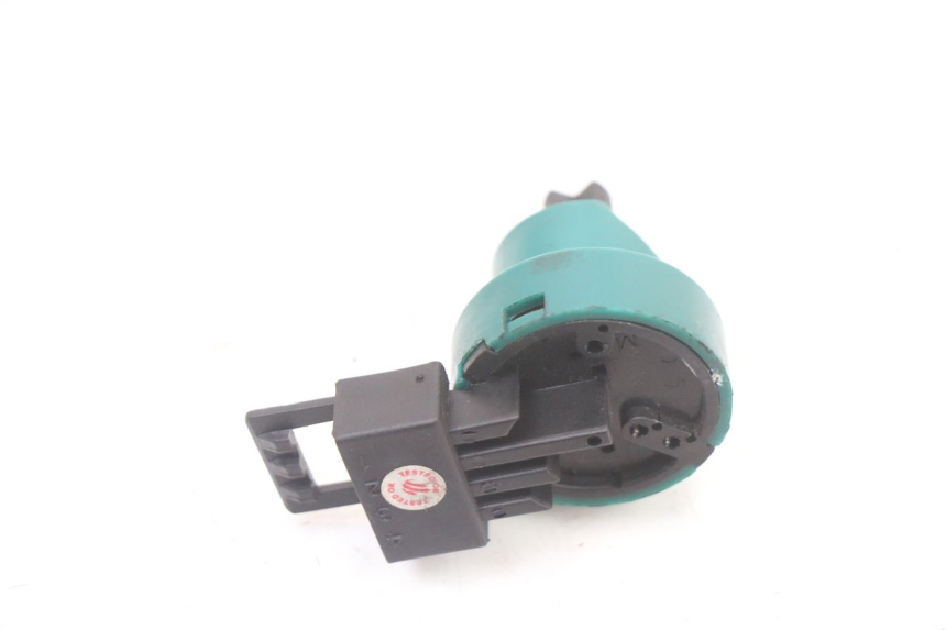 photo de CONTACTSLOT PIAGGIO NRG POWER PUREJET 50 (2018 - 2021) - Andere kijkhoek