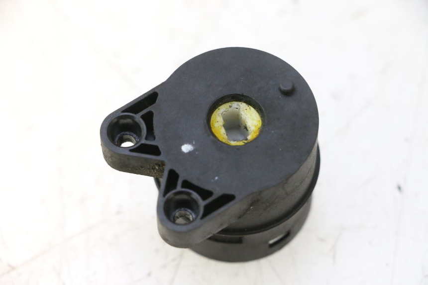 photo de CONTACTSLOT PEUGEOT SATELIS 125 (2006 - 2009) - Detail van het onderdeel