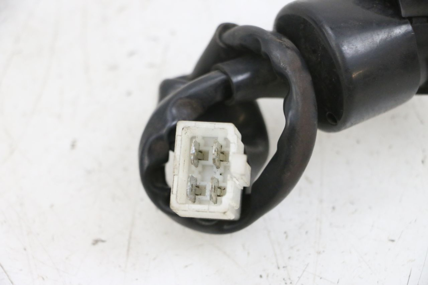 photo de CONTACTSCHAKELAAR PEUGEOT SPEEDFIGHT 4 4T EFI 50 (2021 - 2025) - Zoom op gebruiksstaat