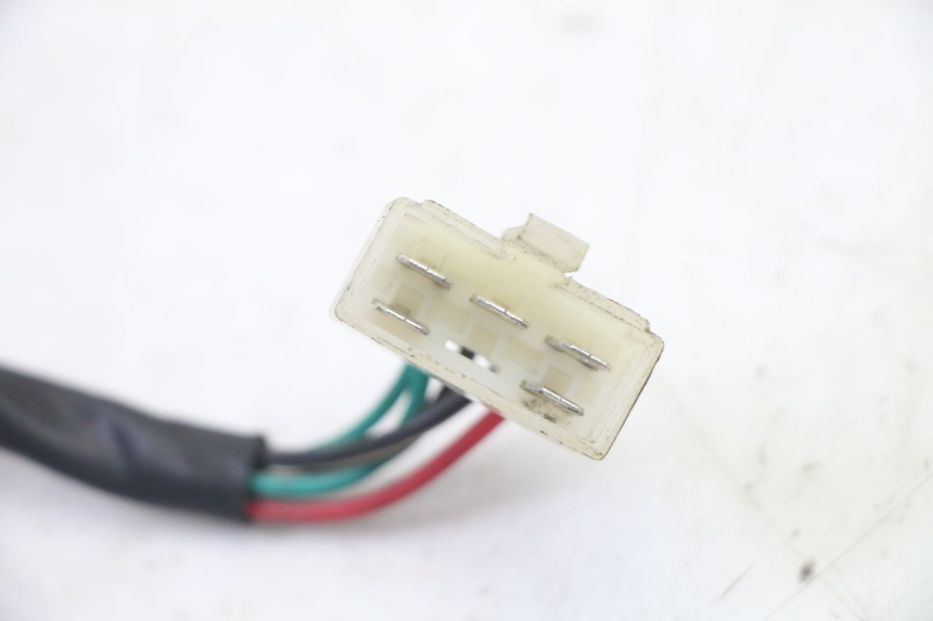 photo de CONTACTSLOT PEUGEOT TWEET 4T 50 (2014 - 2019) - Zoom op gebruiksstaat