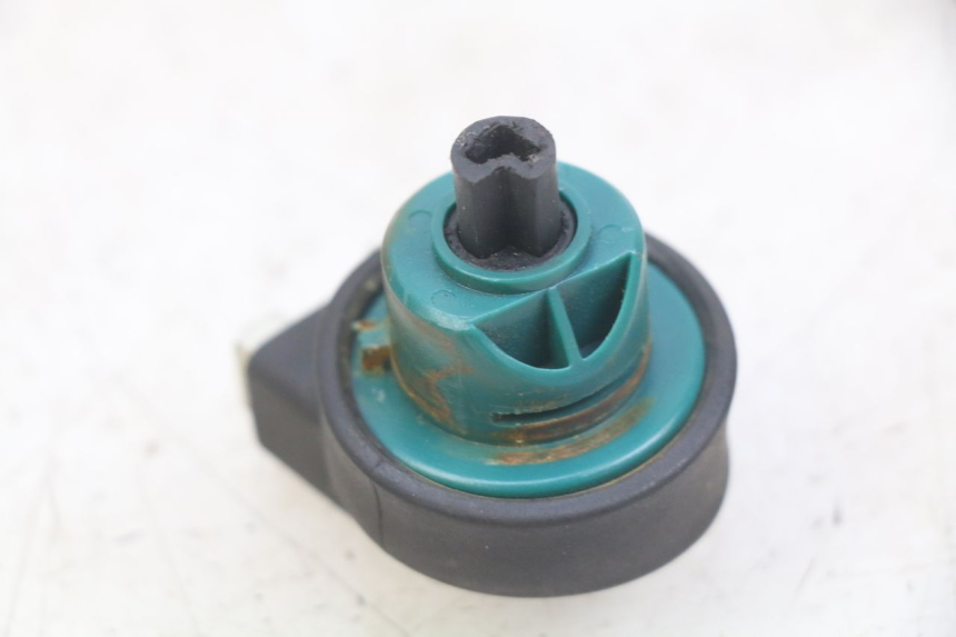 photo de CONTACTSLOT PIAGGIO XEVO - X EVO 125 (2007 - 2017) - Zoom op gebruiksstaat