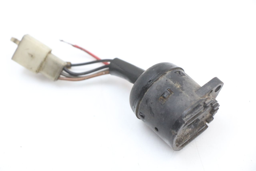 photo de CONTACTSLOT YAMAHA YE ZEST 50 (1992 - 1998) - Hoofdaanzicht