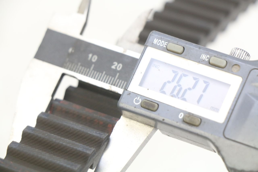 photo de RIEM HONDA FJS SILVERWING SILVER WING 400 (2009 - 2016) - Detail van het onderdeel