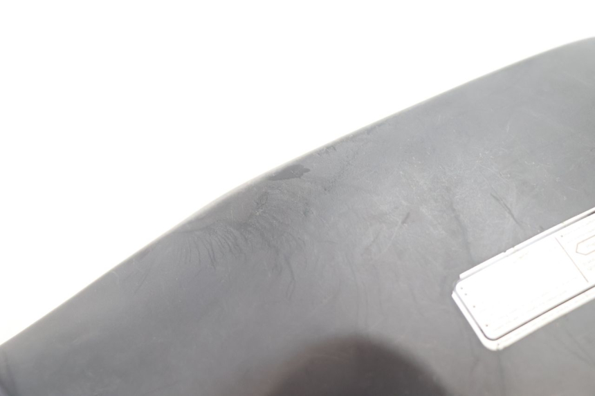 photo de ACHTERSTUURKAP KYMCO AGILITY 4T 50 (2005 - 2018) - Detail van het onderdeel