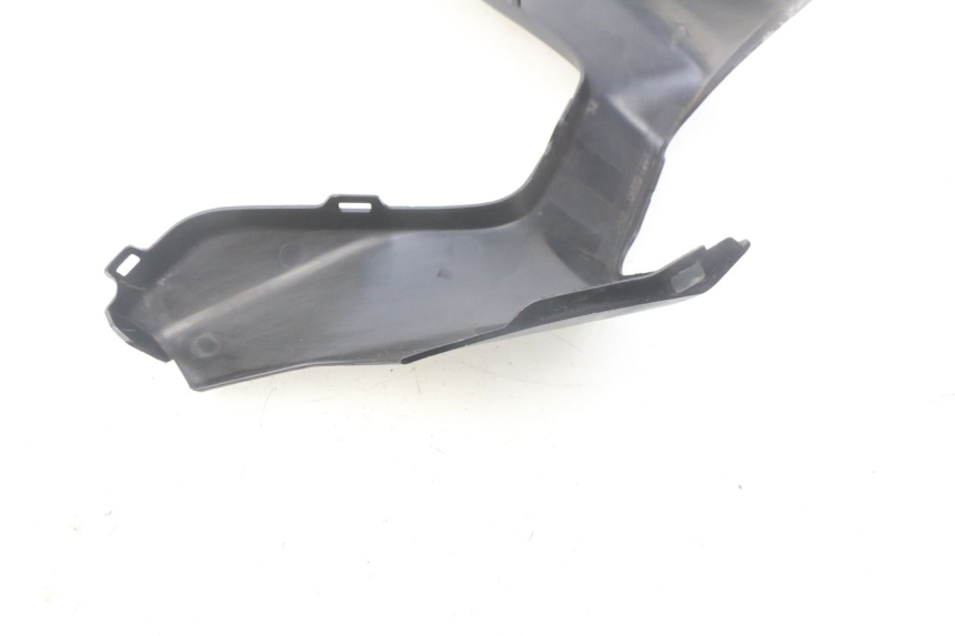 photo de ACHTERSTUURKAP SUZUKI AN BURGMAN 400 (2006 - 2010) - Zoom op gebruiksstaat