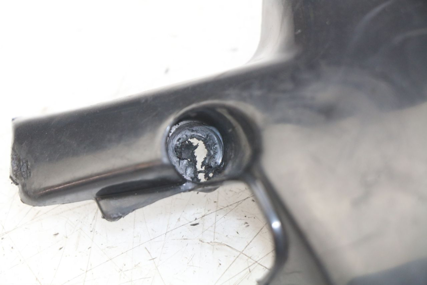 photo de ACHTERSTUURKAP MBK BOOSTER SPIRIT 50 (1999 - 2003) - Andere kijkhoek