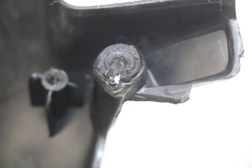 photo de ACHTERSTUURKAP MBK BOOSTER SPIRIT 50 (1999 - 2003) - Gecontroleerd onderdeel