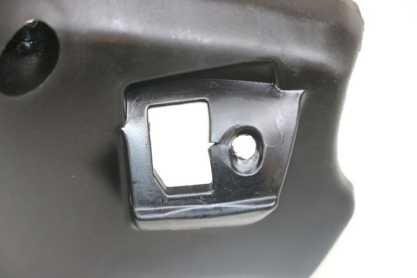 photo de ACHTERSTUURKAP MBK BOOSTER SPIRIT 50 (2004 - 2017) - Technische close-up