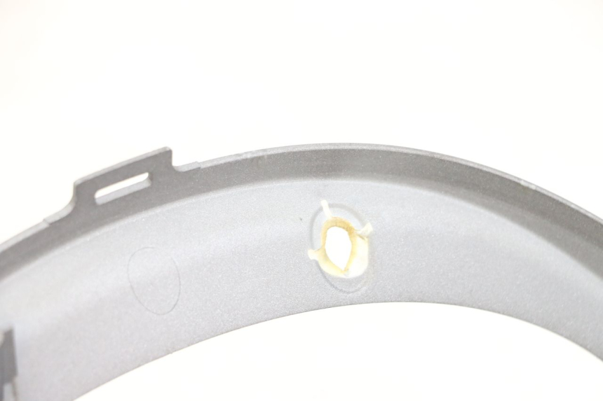 photo de ACHTERSTUURKAP SYM FIDDLE 3 III 125 (2014 - 2020) - Gecontroleerd onderdeel