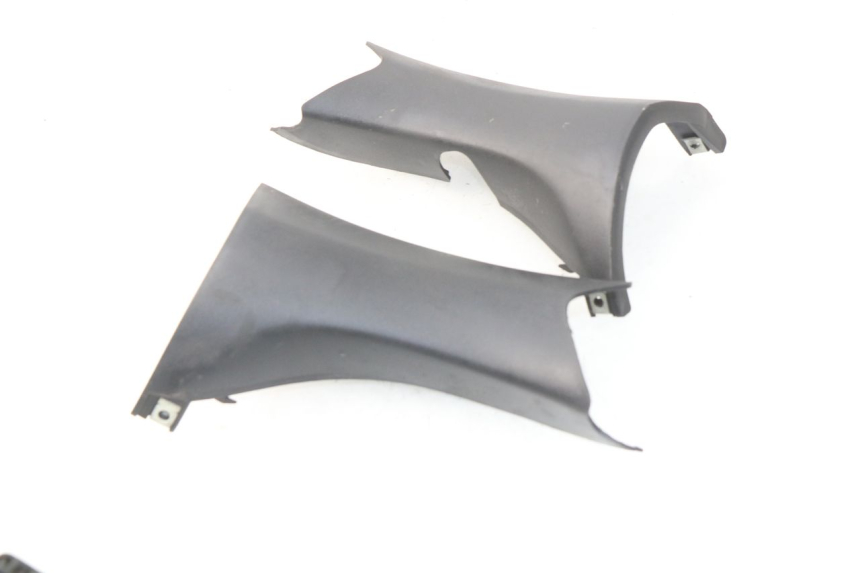 photo de ACHTERSTUURKAP SYM JOYMAX 250 (2013 - 2017) - Detail van het onderdeel