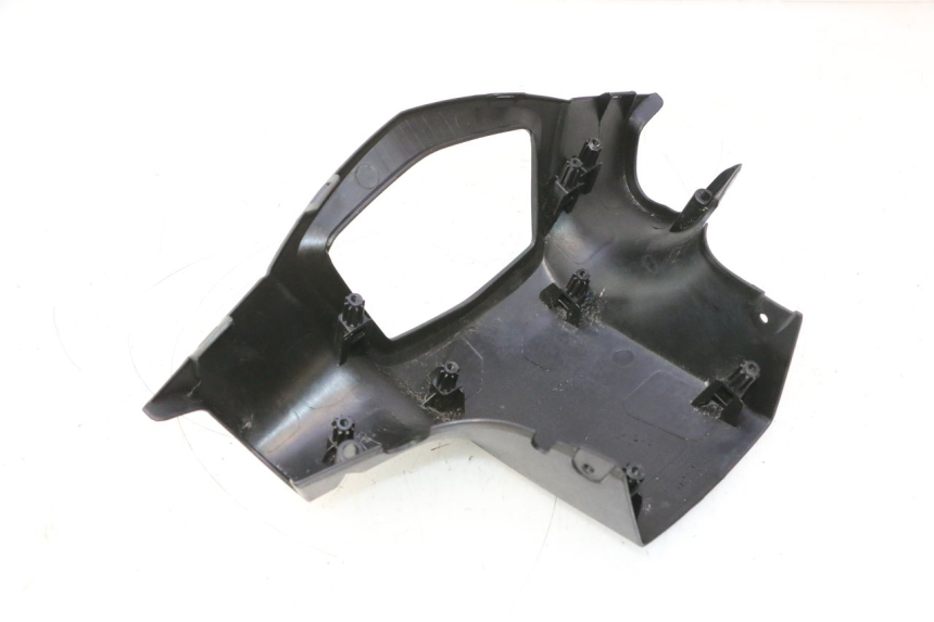 photo de ACHTERSTE STUURHOES PEUGEOT KISBEE 4T 50 (2023 - 2026) - Bevestigingspunten