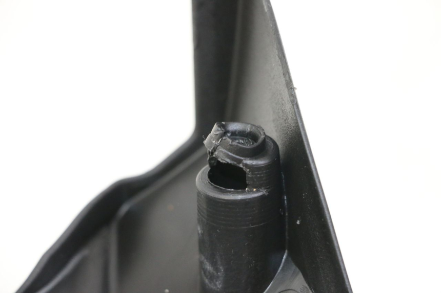 photo de ACHTERSTUURKAP KYMCO XCITING 500 (2007 - 2010) - Bevestigingspunten