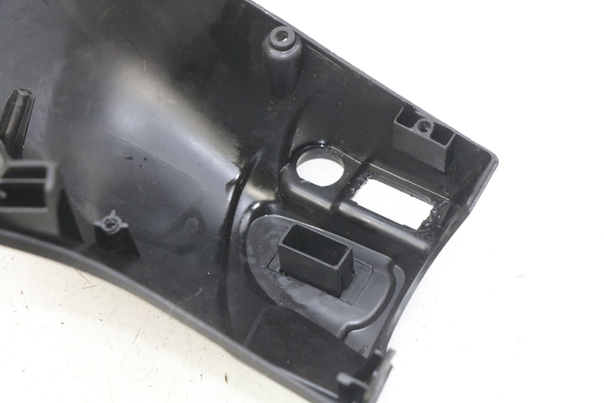 photo de ACHTERSTUURKAP PIAGGIO LIBERTY IGET 4T 50 (2015 - 2020) - Andere kijkhoek