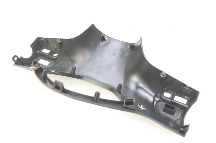 photo de ACHTERSTUURKAP PIAGGIO LIBERTY IGET S 125 (2016 - 2020) - Detail van het onderdeel