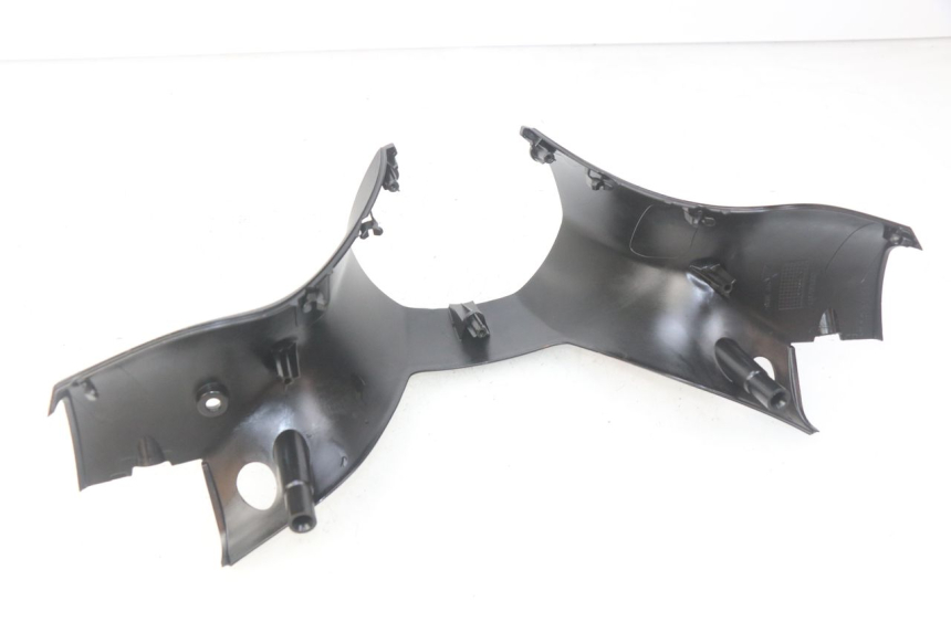 photo de ACHTERSTUURKAP PIAGGIO MP3 500 (2014 - 2017) - Bevestigingspunten