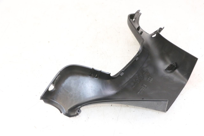 photo de ACHTERSTUURKAP PIAGGIO MP3 500 (2011 - 2015) - Technische close-up