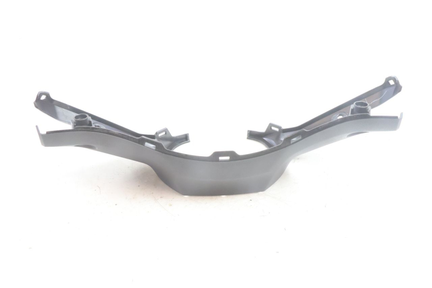 photo de ACHTERSTE STUURHOES YAMAHA N-MAX NMAX 125 (2021 - 2024) - Detail van het onderdeel