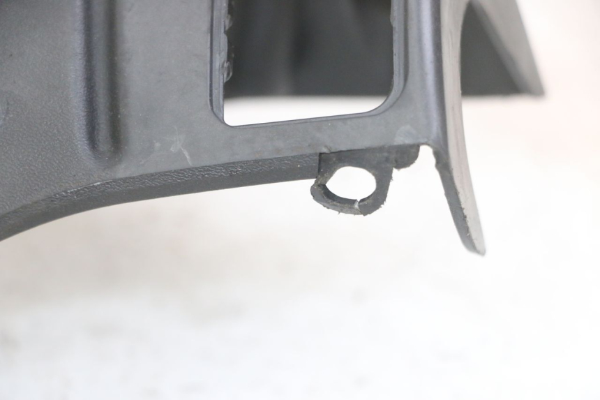 photo de ACHTERSTUURKAP GILERA RUNNER SL 50 (2006 - 2009) - Bevestigingspunten