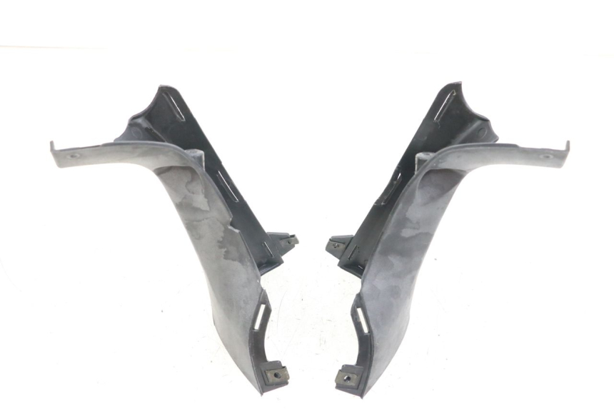 photo de ACHTERSTUURKAP DAELIM S3 125 (2010 - 2017) - Detail van het onderdeel