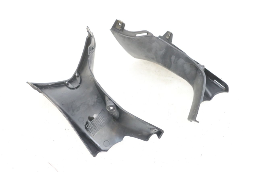 photo de ACHTERSTUURKAP DAELIM S3 125 (2010 - 2017) - Andere kijkhoek