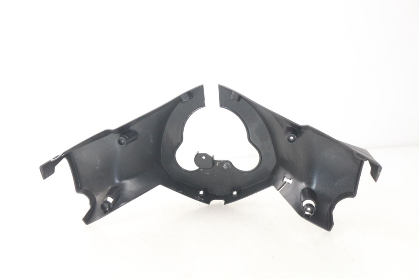 photo de ACHTERSTUURKAP PEUGEOT SATELIS 125 (2006 - 2009) - Detail van het onderdeel