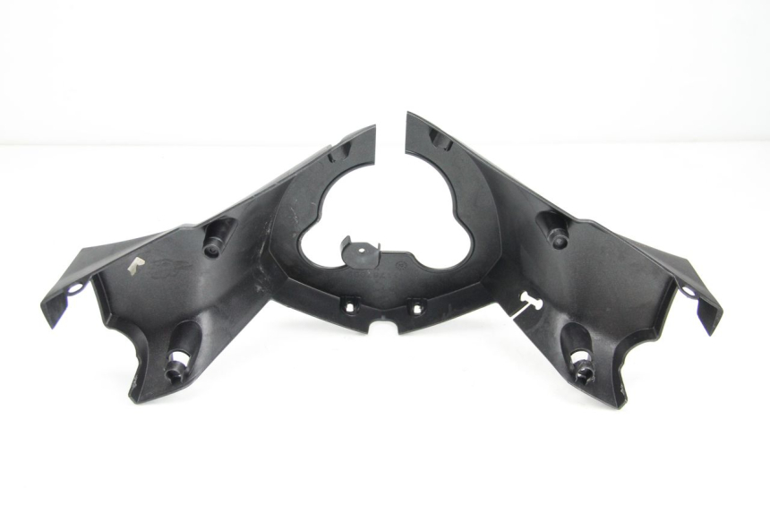 photo de ACHTERSTUURKAP PEUGEOT SATELIS 125 (2013 - 2018) - Technische close-up