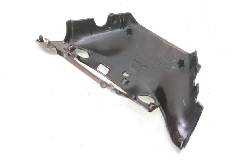 photo de ACHTERSTUURKAP APRILIA SCARABEO GT TOURING 125 (1999 - 2005) - Detail van het onderdeel