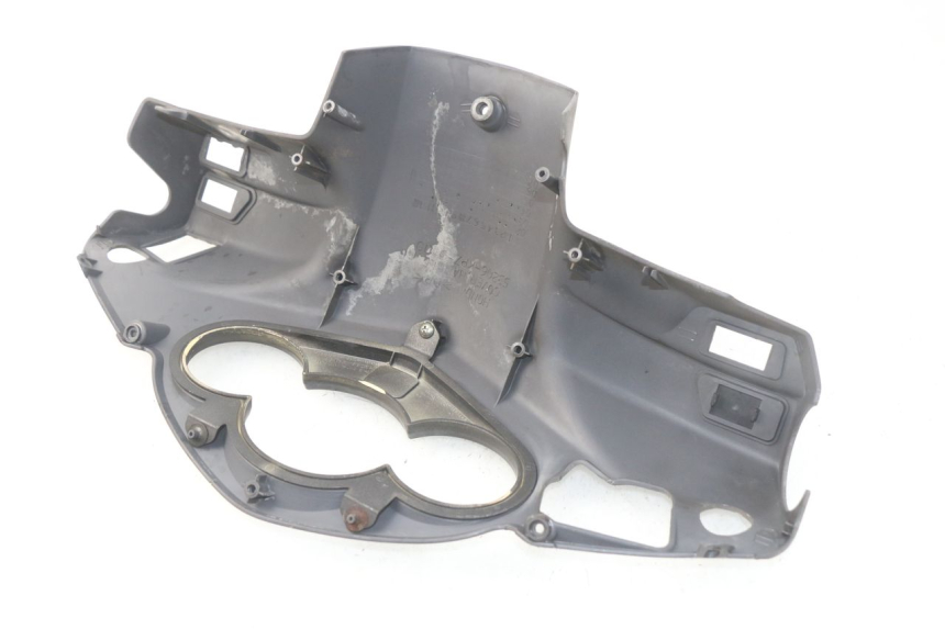 photo de ACHTERSTUURKAP HONDA SES DYLAN 125 (2002 - 2006) - Zoom op gebruiksstaat